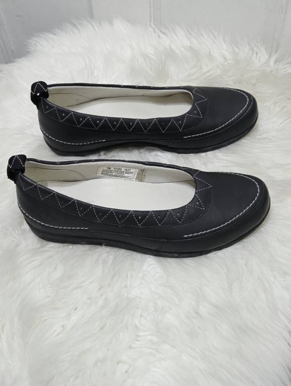 Timberland Comforia Women's 7M Black Genuine Leather Flat Slip-On Shoe